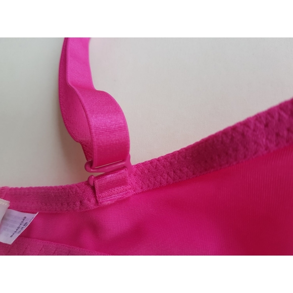 Frederick's of Hollywood Pink Lace Push-up Bra - Picture 6 of 13